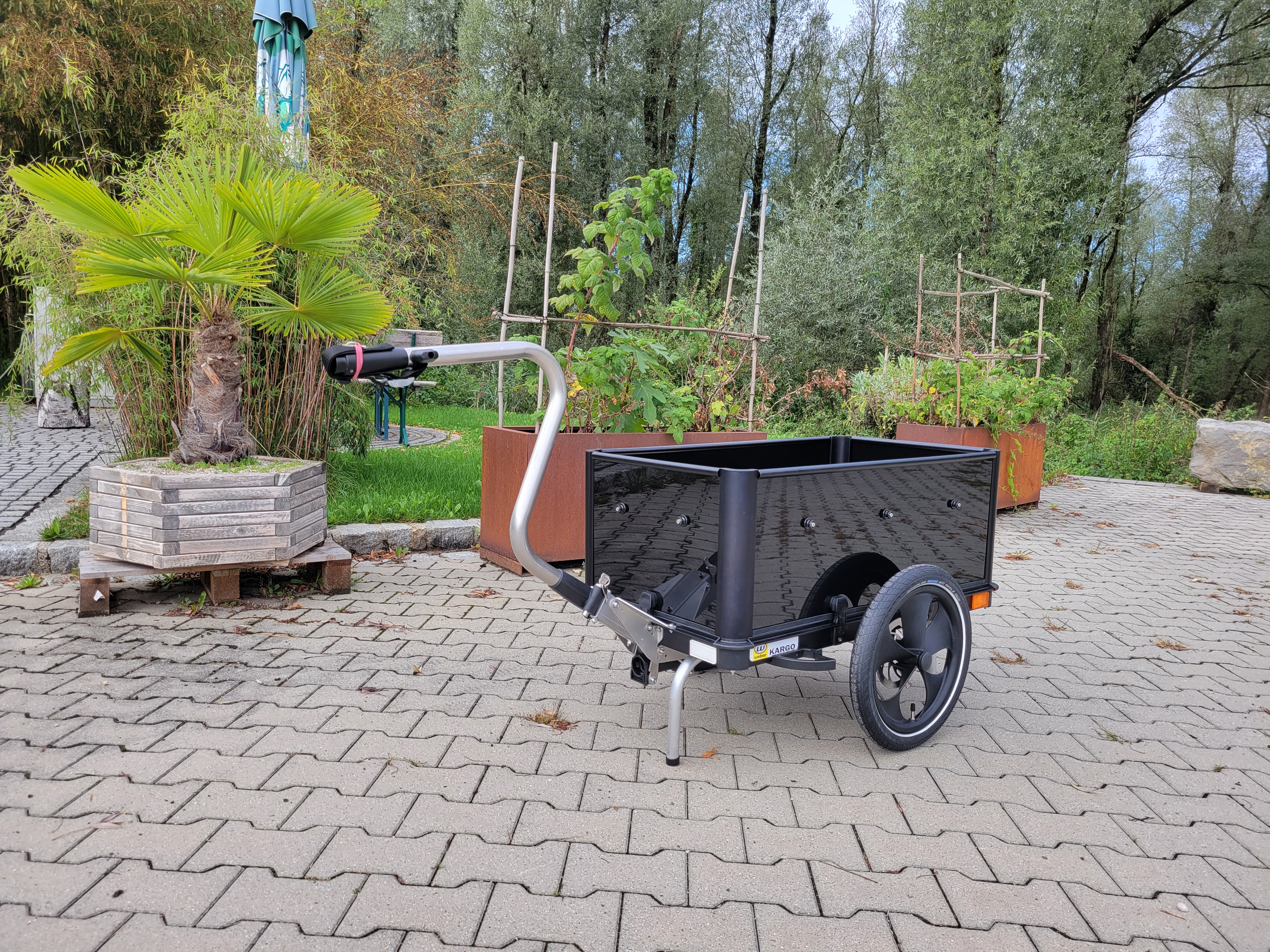 Fahrradanhänger Kargo Flex mit Handdeichselfunktion - Sonderbau